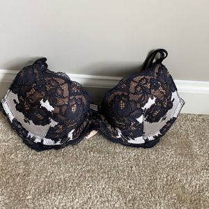 Victoria secret push-up bra